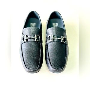 Salvatore Ferragamo: MOCCASIN WITH GANCINI ORNAMENT